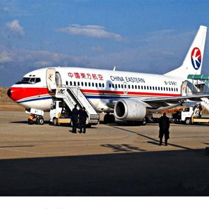 黔南荔波机场空运航空快运业稳步发展的原因是什么？